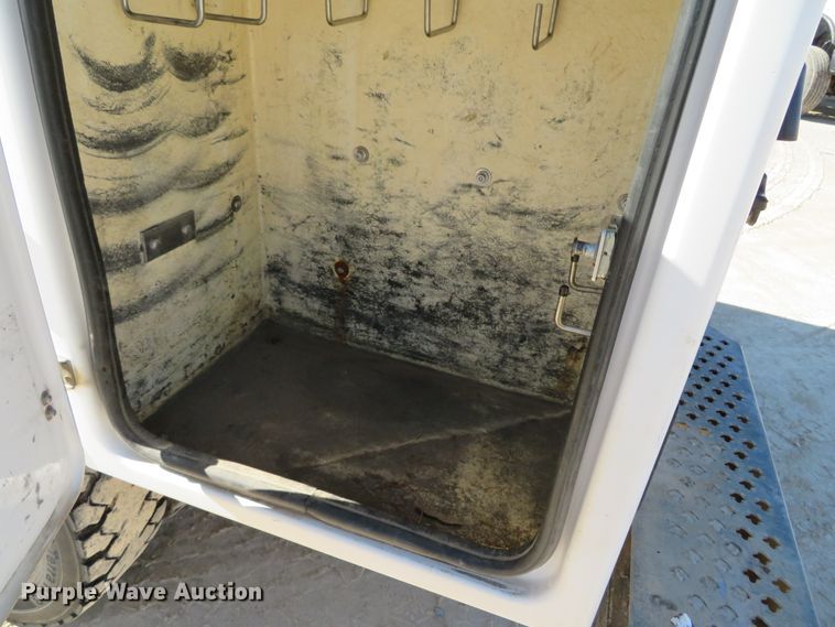 image for item DH0542 2015 Dodge Ram 5500  bucket truck