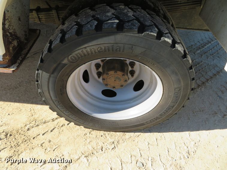 image for item DH0542 2015 Dodge Ram 5500  bucket truck