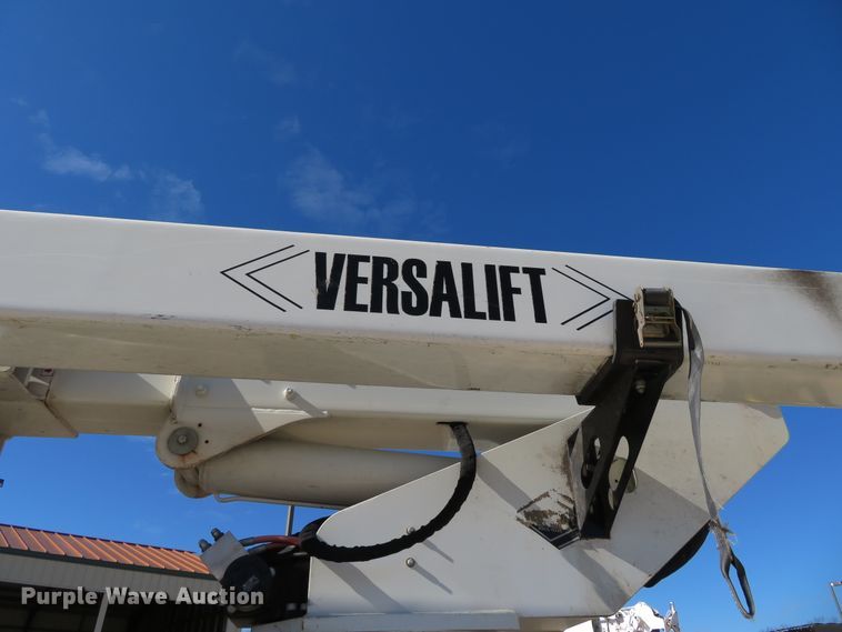 image for item DH0542 2015 Dodge Ram 5500  bucket truck