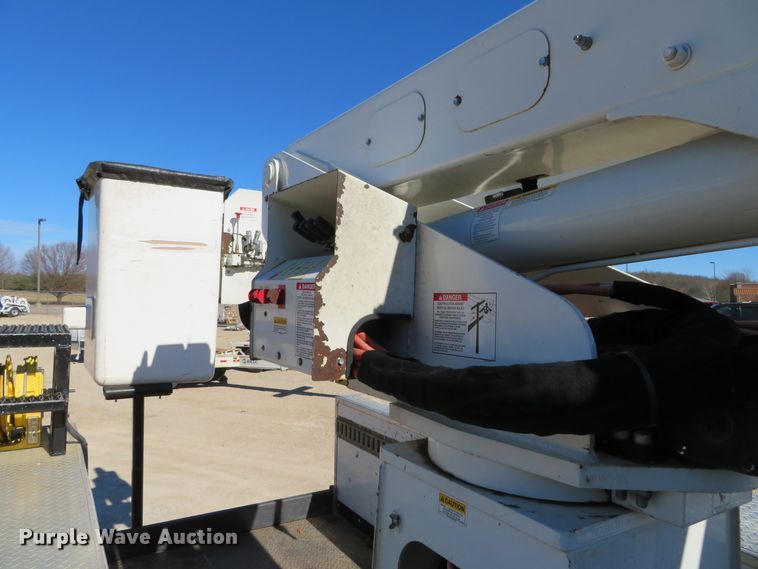 image for item DH0542 2015 Dodge Ram 5500  bucket truck