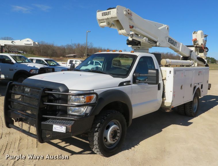 image for item DH0544 2013 Ford F550 Super Duty  bucket truck