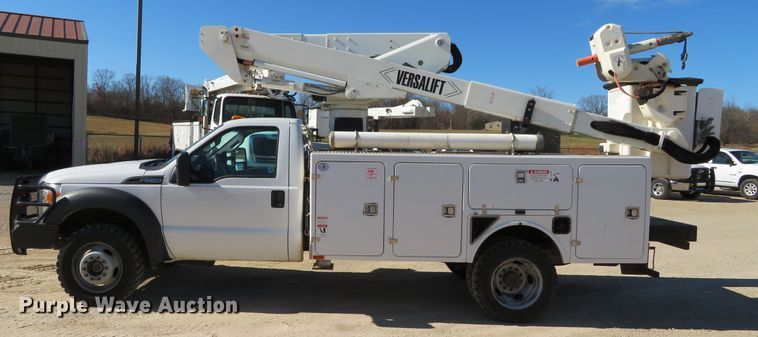 image for item DH0544 2013 Ford F550 Super Duty  bucket truck