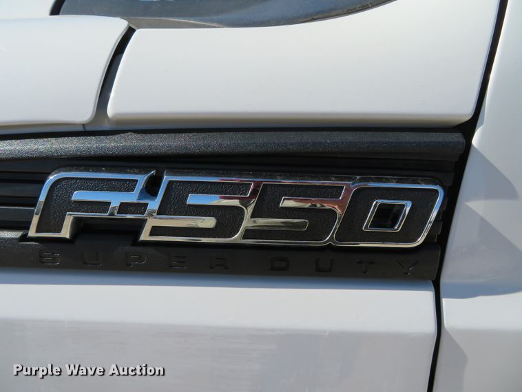 image for item DH0544 2013 Ford F550 Super Duty  bucket truck