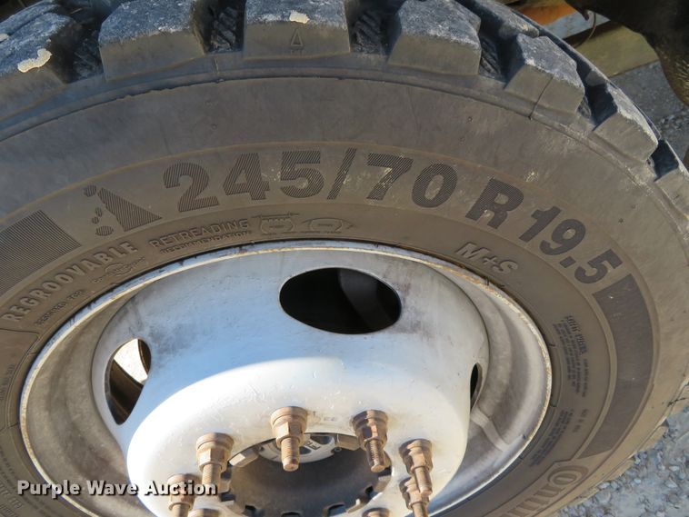 image for item DH0544 2013 Ford F550 Super Duty  bucket truck