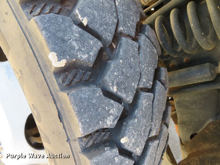 image for item DH0544 2013 Ford F550 Super Duty  bucket truck