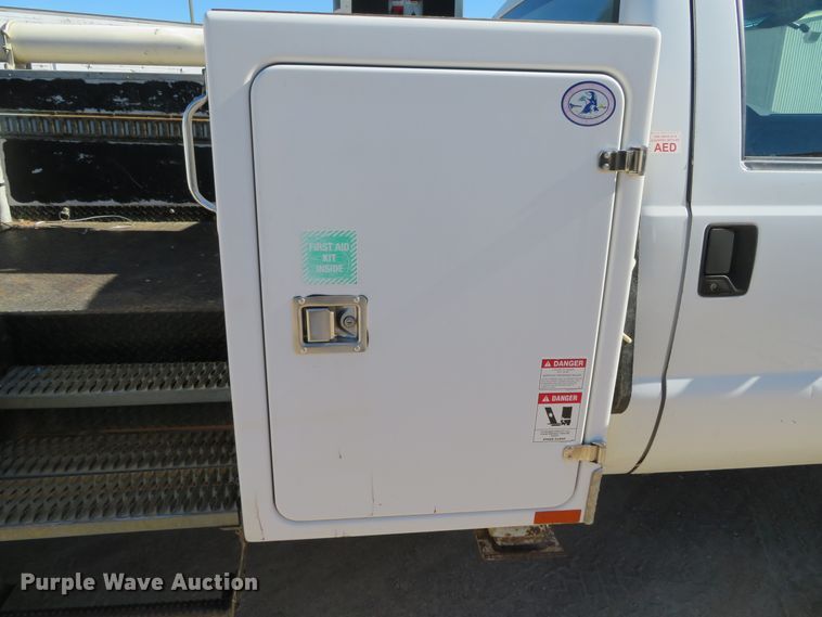 image for item DH0544 2013 Ford F550 Super Duty  bucket truck