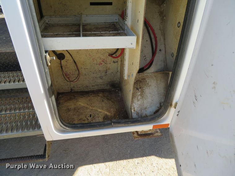 image for item DH0544 2013 Ford F550 Super Duty  bucket truck