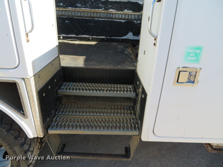 image for item DH0544 2013 Ford F550 Super Duty  bucket truck