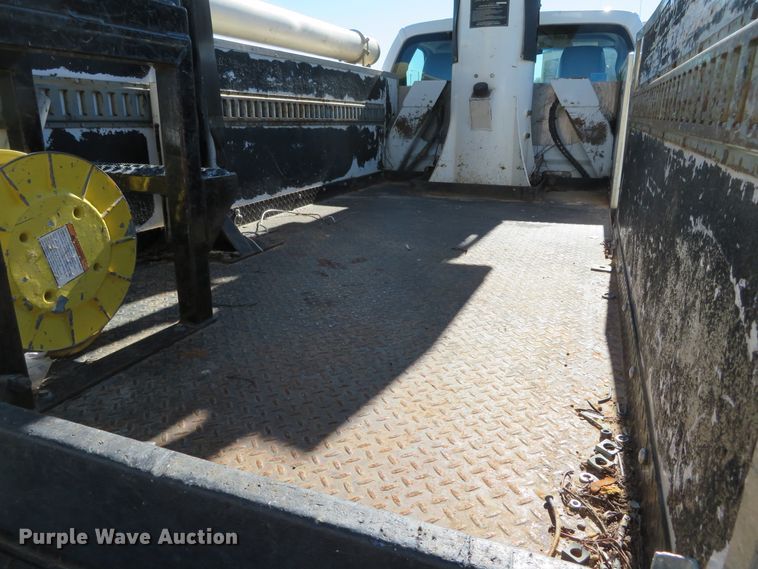 image for item DH0544 2013 Ford F550 Super Duty  bucket truck