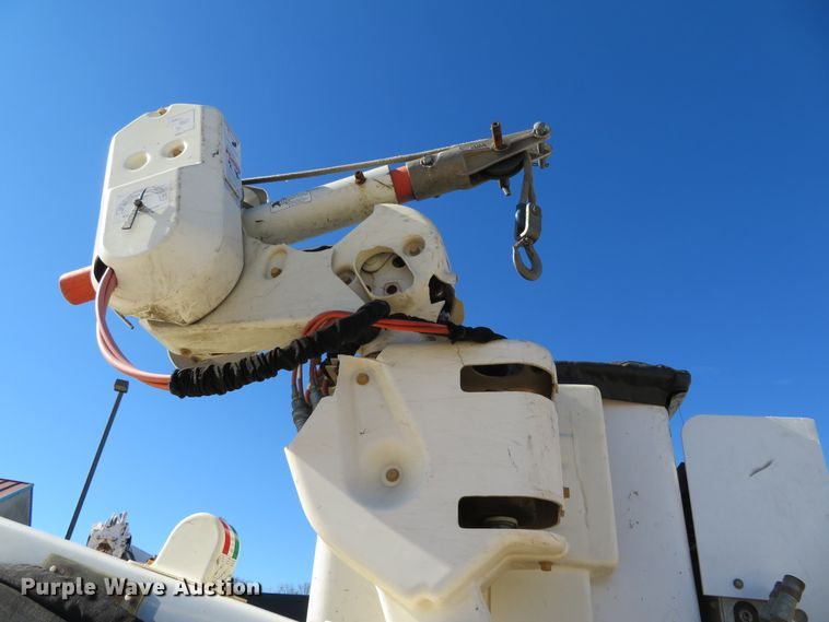 image for item DH0544 2013 Ford F550 Super Duty  bucket truck