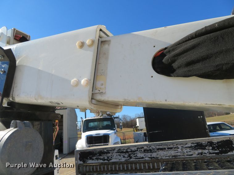 image for item DH0544 2013 Ford F550 Super Duty  bucket truck