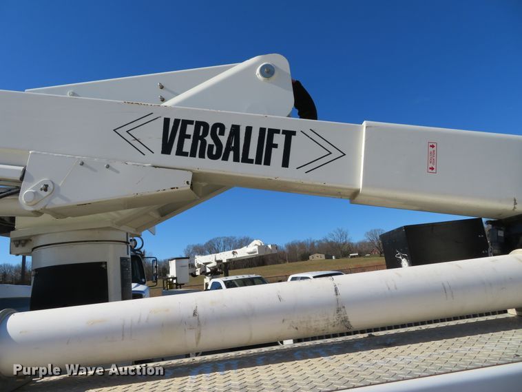 image for item DH0544 2013 Ford F550 Super Duty  bucket truck