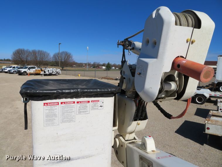image for item DH0544 2013 Ford F550 Super Duty  bucket truck