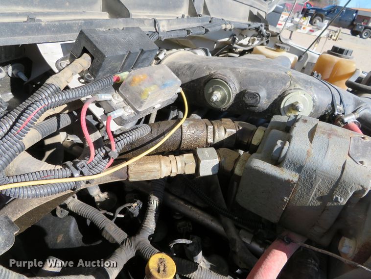 image for item DH0544 2013 Ford F550 Super Duty  bucket truck