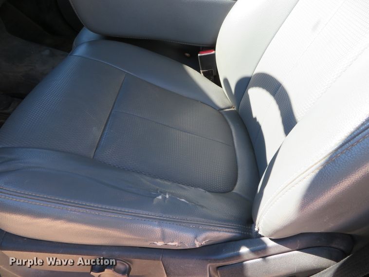 image for item DH0544 2013 Ford F550 Super Duty  bucket truck