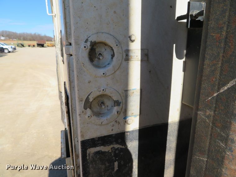 image for item DH0548 2004 Freightliner Business Class M2  digger derrick truck