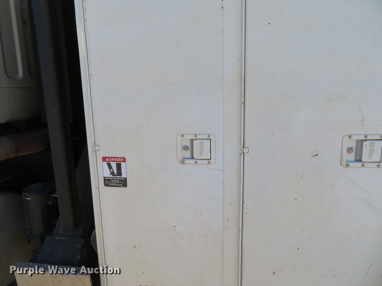 image for item DH0548 2004 Freightliner Business Class M2  digger derrick truck