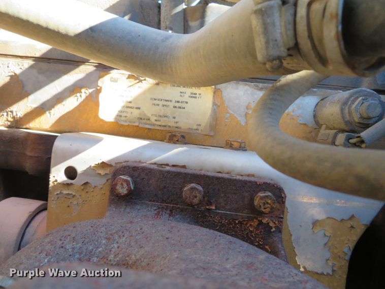 image for item DH0548 2004 Freightliner Business Class M2  digger derrick truck