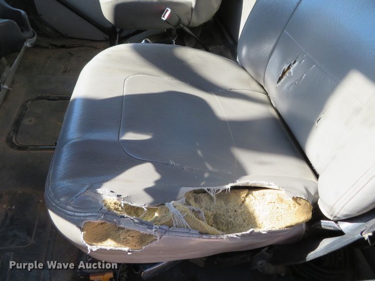 image for item DH0548 2004 Freightliner Business Class M2  digger derrick truck