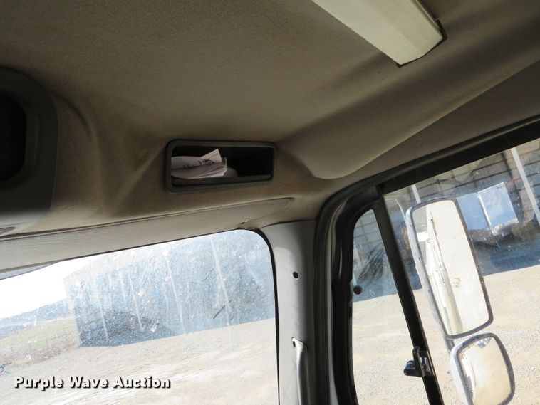 image for item DH0548 2004 Freightliner Business Class M2  digger derrick truck