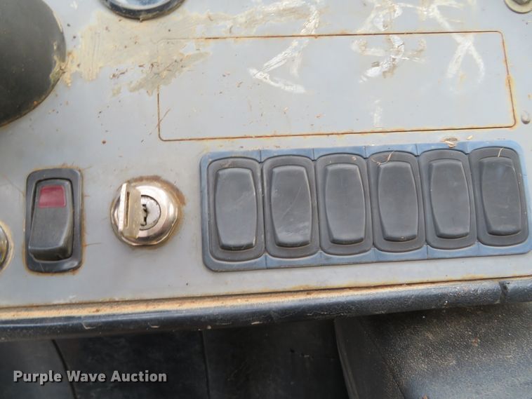 image for item DH0569 2006 Terex TH842C  telehandler