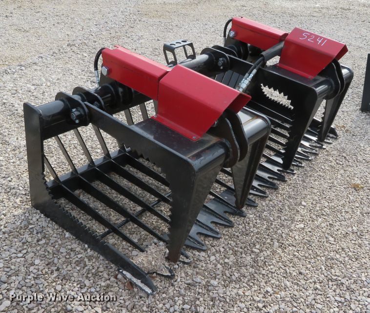 image for item DH0572 Skid steer grapple bucket