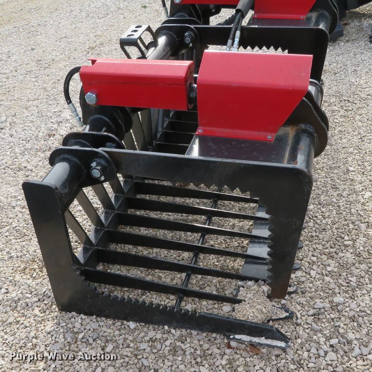 image for item DH0572 Skid steer grapple bucket