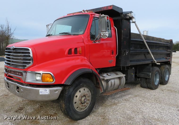image for item DH0576 2007 Sterling LT8500  dump truck