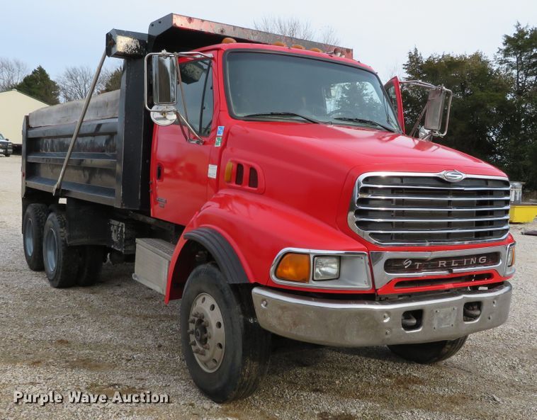 image for item DH0576 2007 Sterling LT8500  dump truck