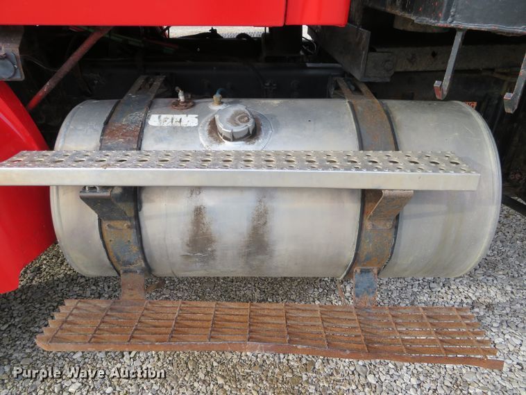 image for item DH0576 2007 Sterling LT8500  dump truck