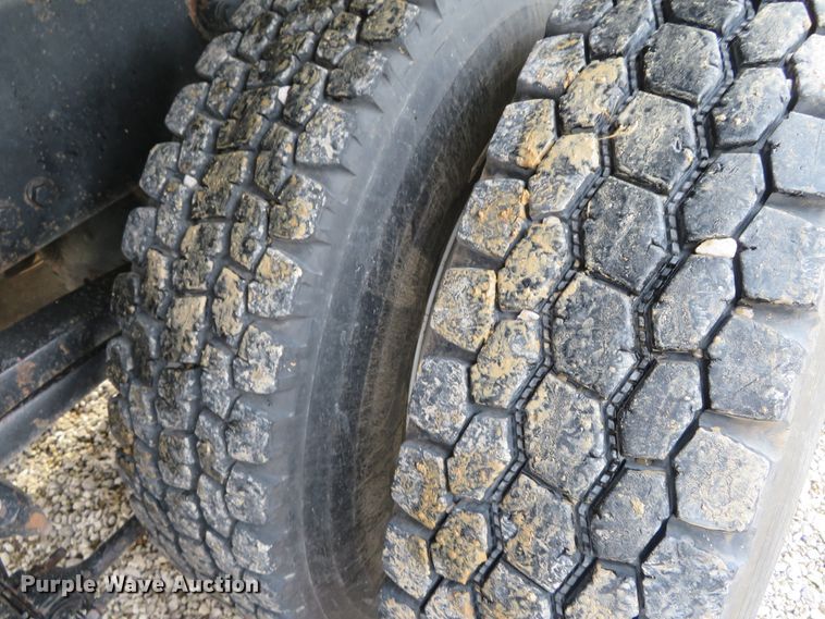 image for item DH0576 2007 Sterling LT8500  dump truck