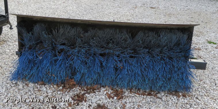 image for item DH0579 Skid steer broom