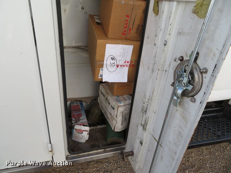 image for item DH0590 2007 Chevrolet C5500  service truck with crane