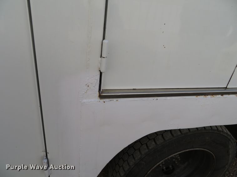 image for item DH0590 2007 Chevrolet C5500  service truck with crane