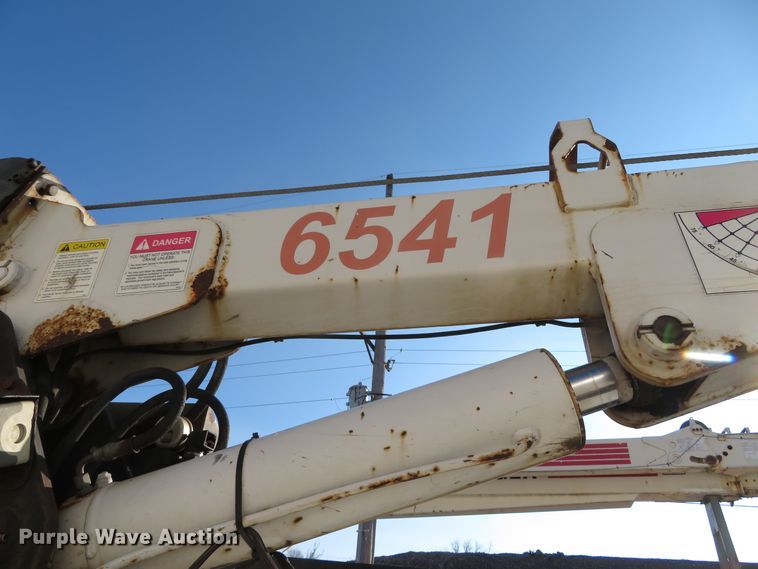 image for item DH0590 2007 Chevrolet C5500  service truck with crane