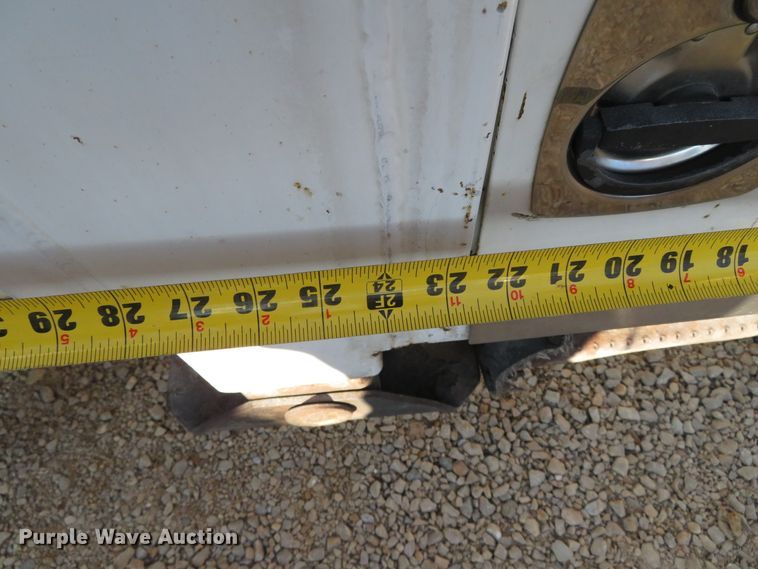 image for item DH0590 2007 Chevrolet C5500  service truck with crane