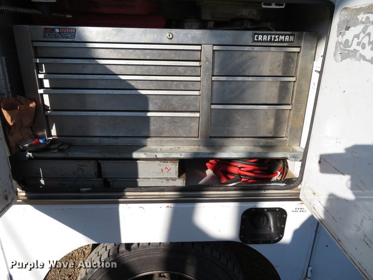 image for item DH0590 2007 Chevrolet C5500  service truck with crane