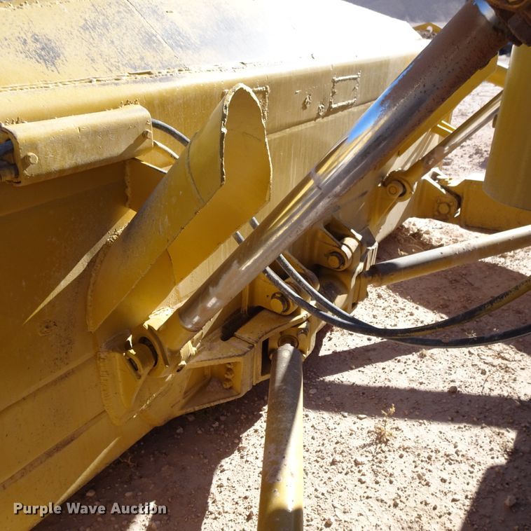 image for item DI0794 1972 Caterpillar D9G  dozer
