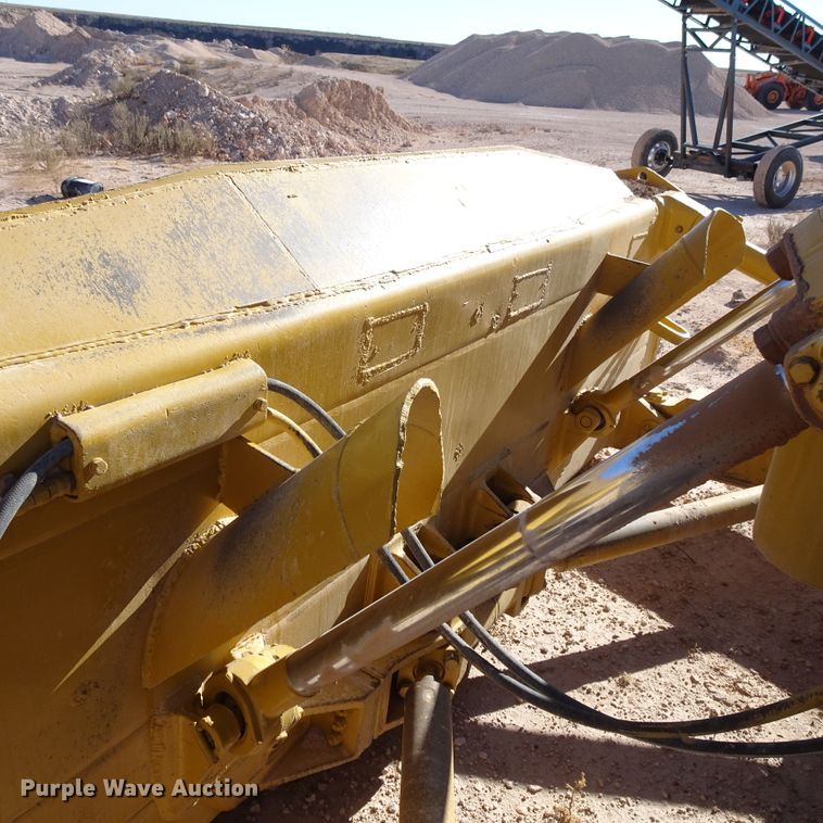 image for item DI0794 1972 Caterpillar D9G  dozer