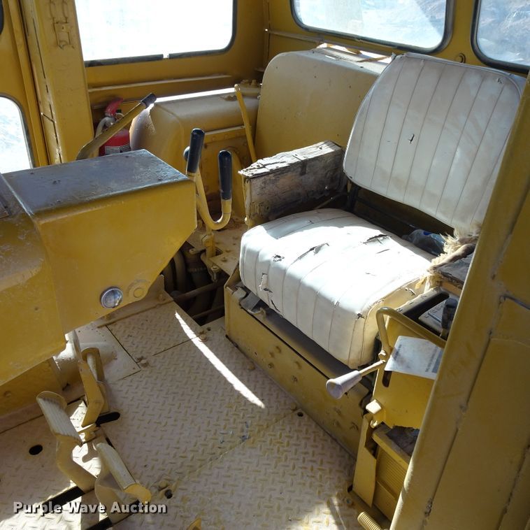 image for item DI0794 1972 Caterpillar D9G  dozer