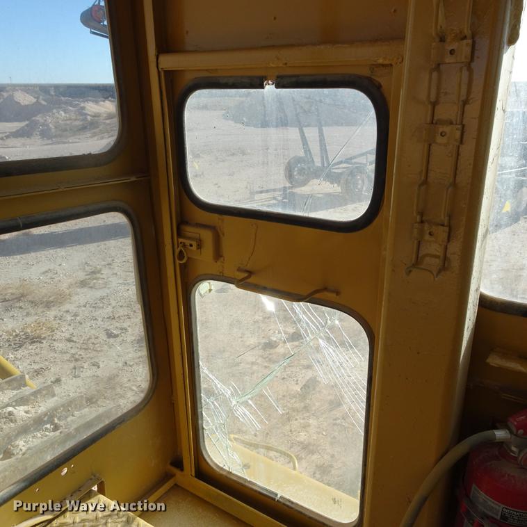 image for item DI0794 1972 Caterpillar D9G  dozer