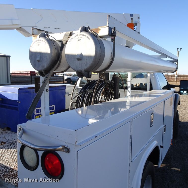 image for item DI0795 2011 Ford F450 Super Duty  bucket truck