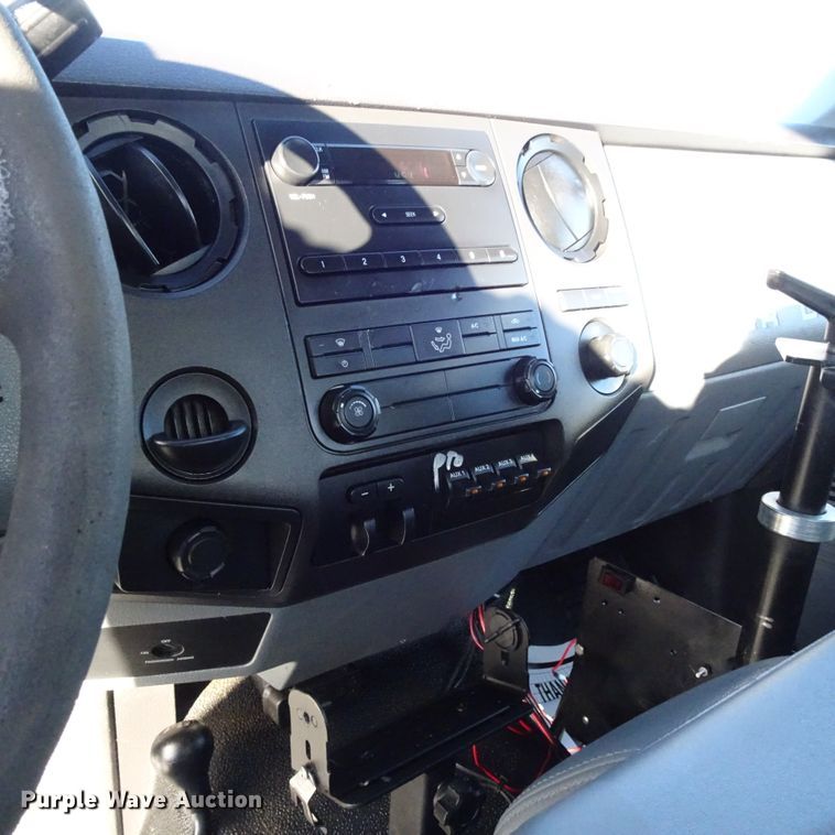 image for item DI0795 2011 Ford F450 Super Duty  bucket truck