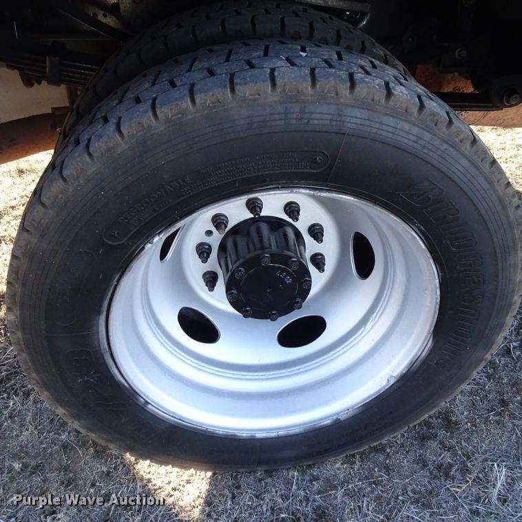 image for item DI0795 2011 Ford F450 Super Duty  bucket truck