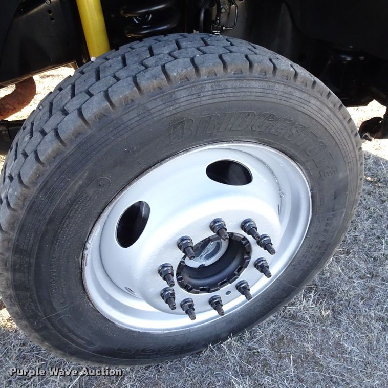 image for item DI0795 2011 Ford F450 Super Duty  bucket truck