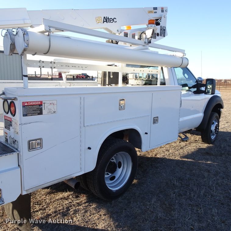 image for item DI0796 2011 Ford F450 Super Duty  bucket truck