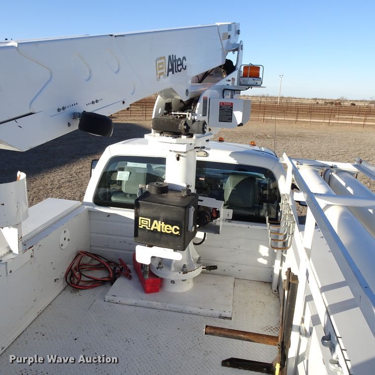 image for item DI0796 2011 Ford F450 Super Duty  bucket truck