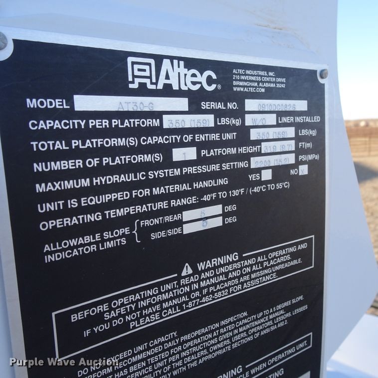 image for item DI0796 2011 Ford F450 Super Duty  bucket truck