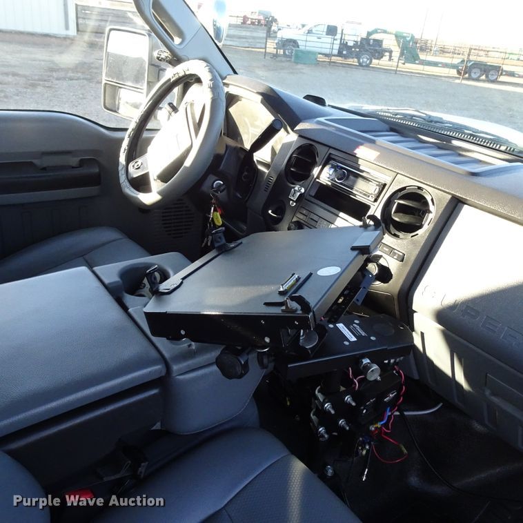 image for item DI0796 2011 Ford F450 Super Duty  bucket truck