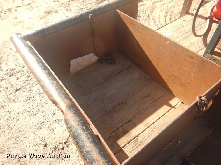 image for item DI3624 2006 Tex Mex utility trailer with pressure washer